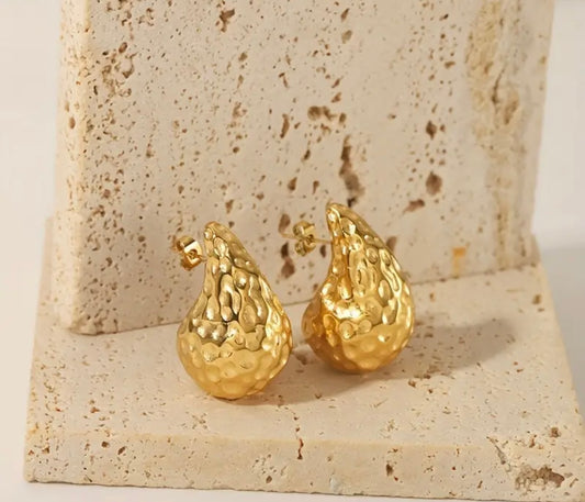 Hammered drops earrings